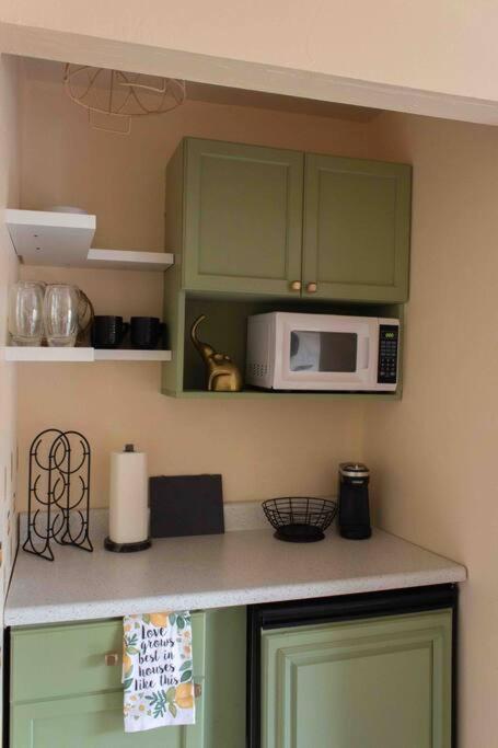 The Green Door Bungalow North North Naples Εξωτερικό φωτογραφία