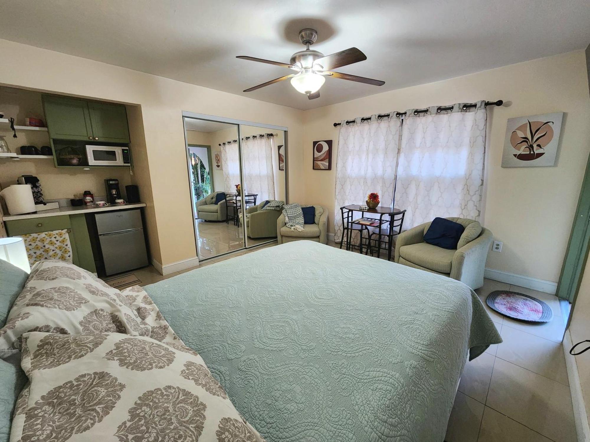 The Green Door Bungalow North North Naples Εξωτερικό φωτογραφία